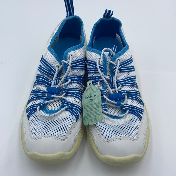 lands end walking shoes